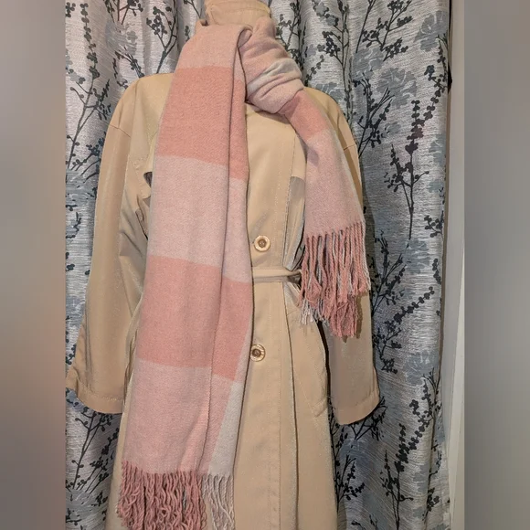 🩷Blush & Cream Plaid Shawl, Poncho, Extra-Wide Scarf, Wrap, Blanket - Picture 4 of 8